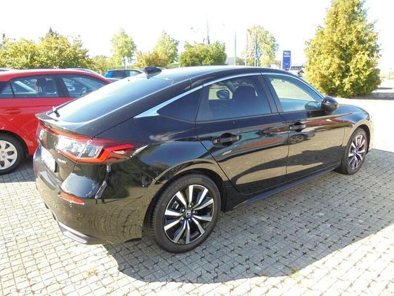 Gebraucht Honda Civic Elegance 143 PS (105 kW) 2025 Schwarz Limousine