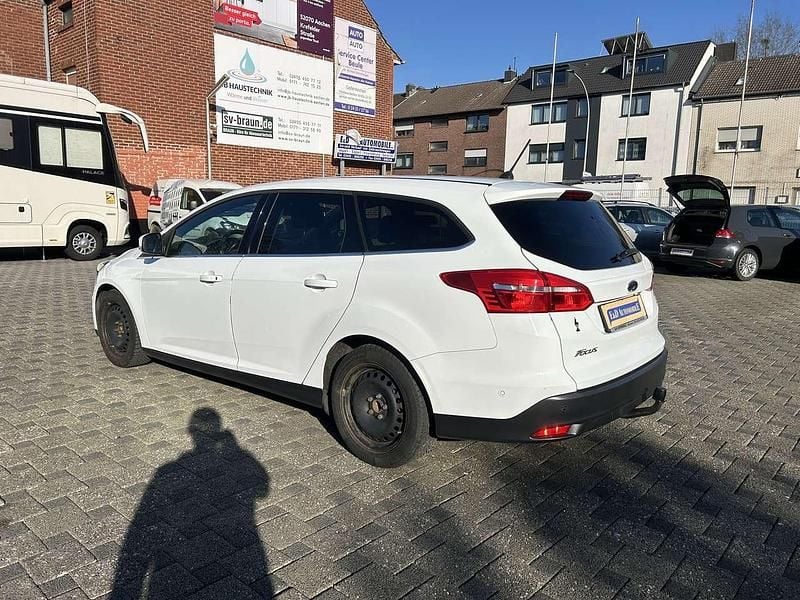 Używany Ford Focus Titanium 120 KM (88 kW) 2017 Biały Kombi