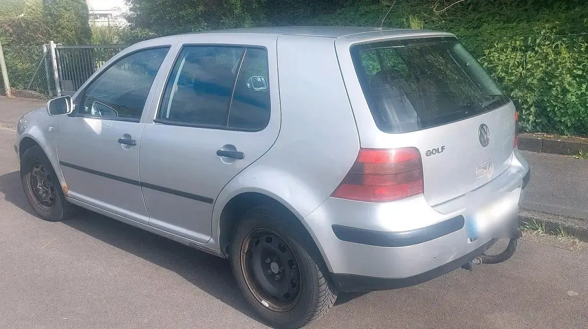 Gebraucht VW Golf IV 75 PS (55 kW) 2002 Silber Limousine