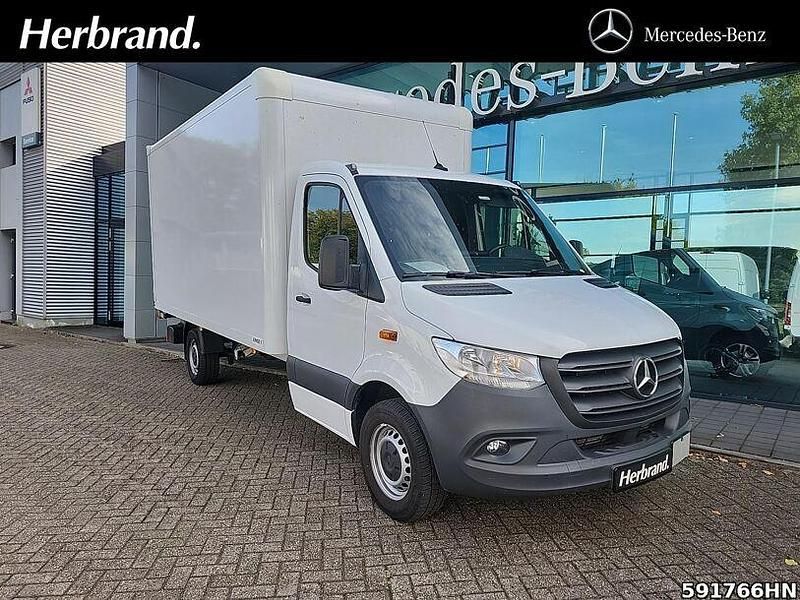 Weiss Gebraucht 2024 Mercedes Sprinter Van | 49.135 € - Bild 1/4