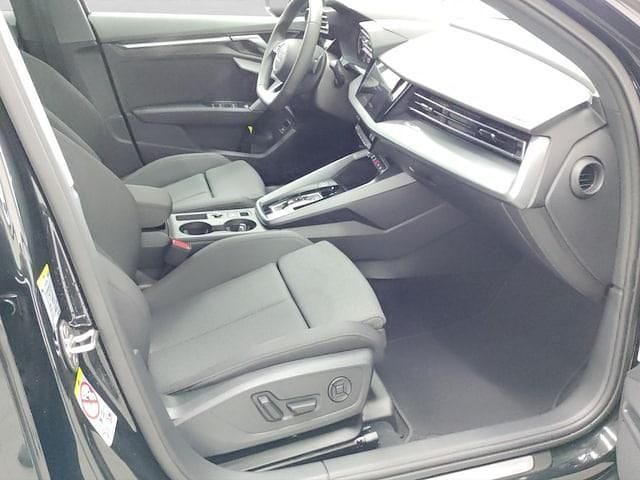 Gebraucht Audi A3 S-Line 150 PS (110 kW) 2025 Mythosschwarz metallic Limousine