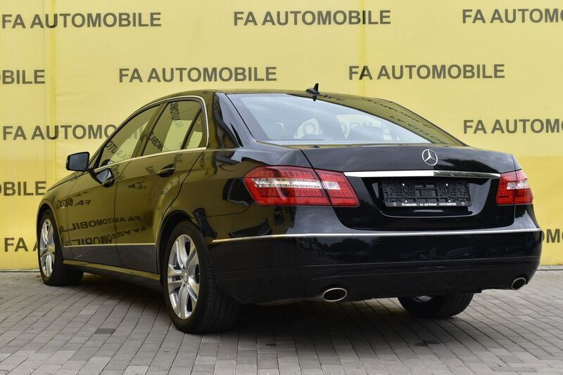 Gebraucht Mercedes E350 292 PS (214 kW) 2009 Schwarz Limousine