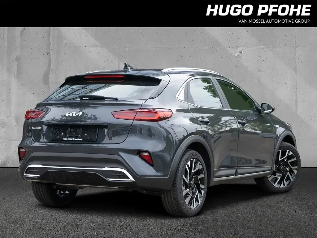 Neu Kia XCeed Vision 140 PS (102 kW) 2025 Yucca stahlgrau metallic SUV