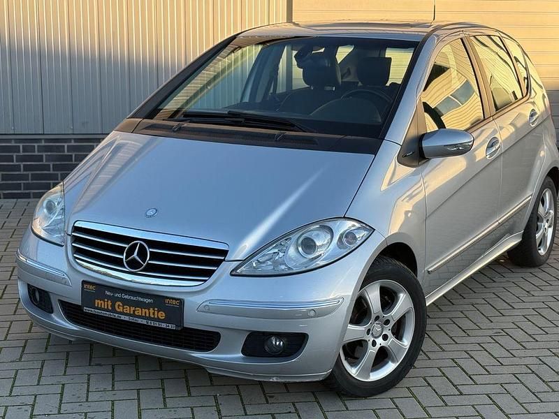 Silber Gebraucht 2008 Mercedes A170 Avantgarde Limousine | 2.490 € (Guter Preis) - Bild 1/4
