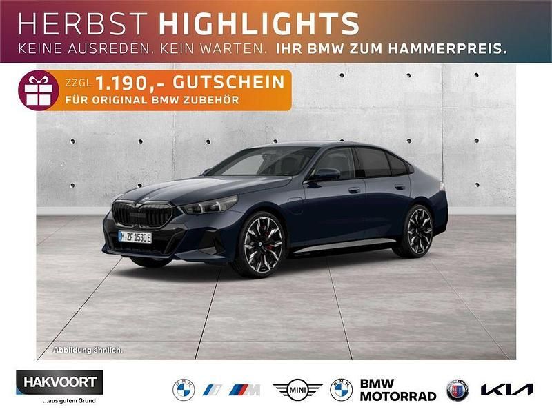 M carbonschwarz metallic Neu 2025 BMW 550e Comfort Edition Limousine | 78.980 € (Guter Preis) - Bild 1/4