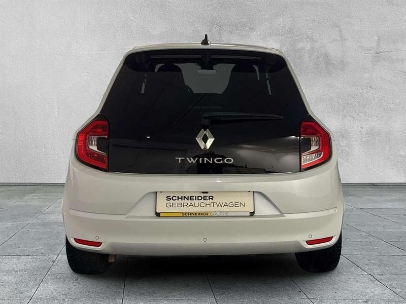 Gebraucht Renault Twingo Urban Night 65 PS (47 kW) 2024 Quarz weiß Kleinwagen