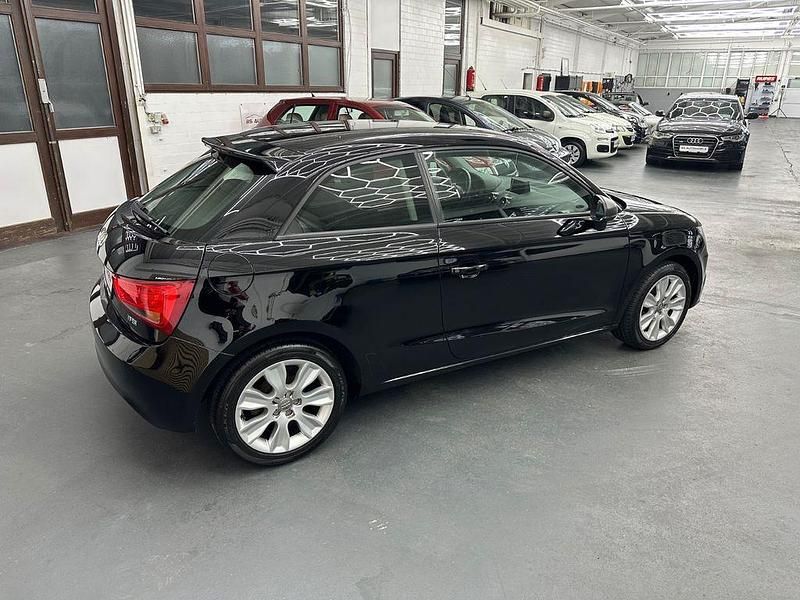Gebraucht Audi A1 Ambition 122 PS (89 kW) 2014 Schwarz Kleinwagen