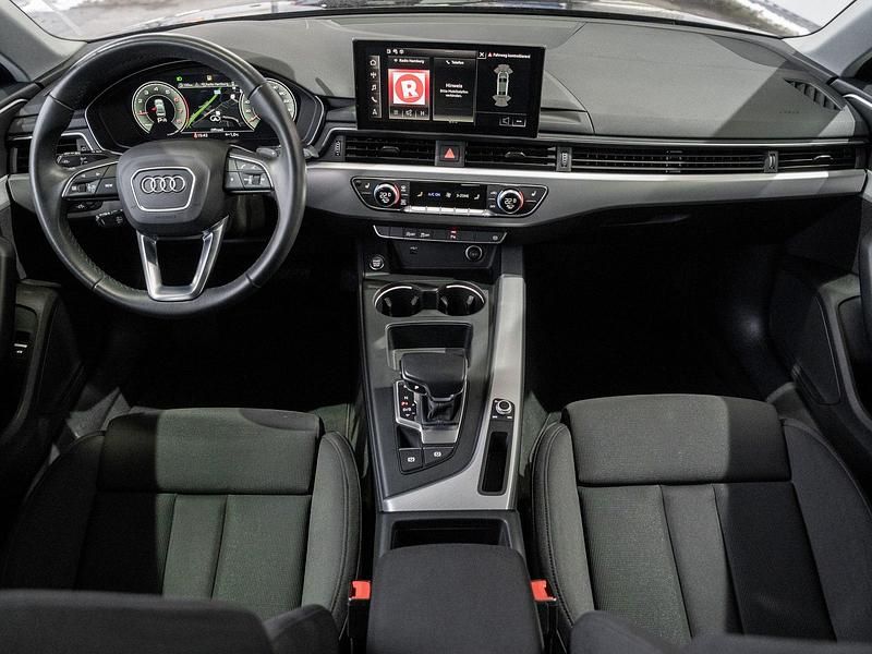 Gebraucht Audi A4 S-Line 150 PS (110 kW) 2022 Schwarz Limousine