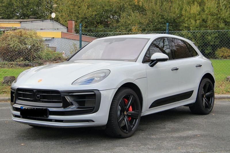 Grau Gebraucht 2023 Porsche Macan GTS Sport SUV | 73.950 € - Bild 1/4