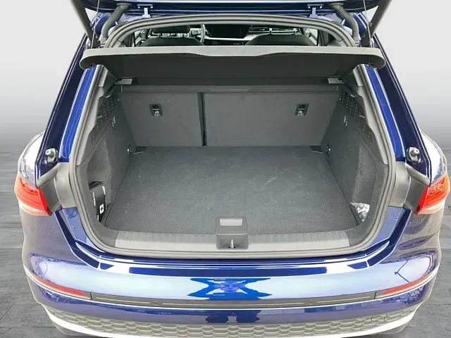 Usata Audi A3 116 CV (85 kW) 2025 Blu