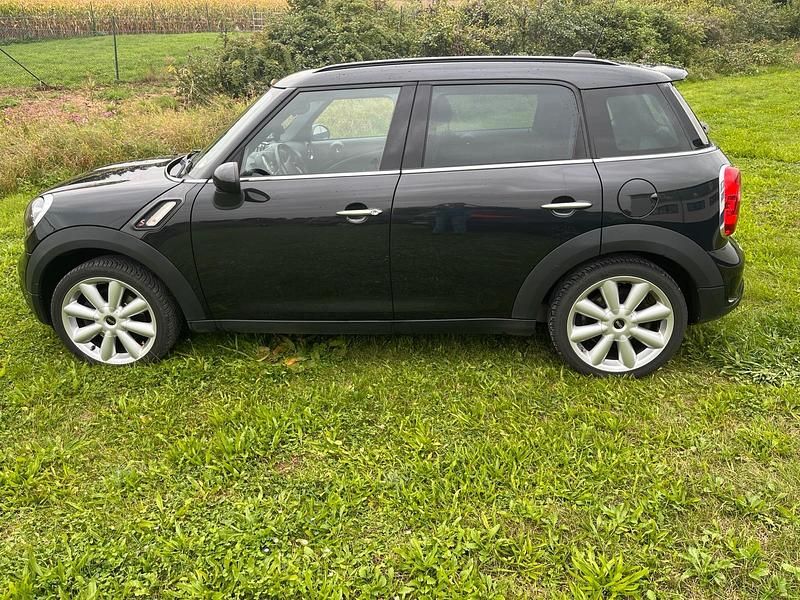 Schwarz Gebraucht 2016 Mini Cooper S Countryman SUV | 12.800 € (Fairer Preis) - Bild 1/4