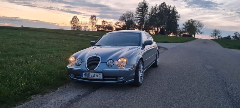 Blau Gebraucht 2002 Jaguar S-Type Executive Limousine | 7.500 € (Fairer Preis) - Bild 1/4