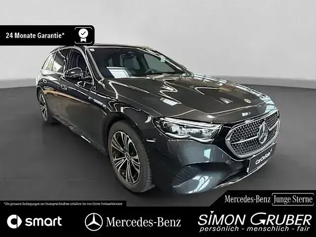 Gebraucht Mercedes E220 Avantgarde 197 PS (144 kW) 2025 Grau Limousine
