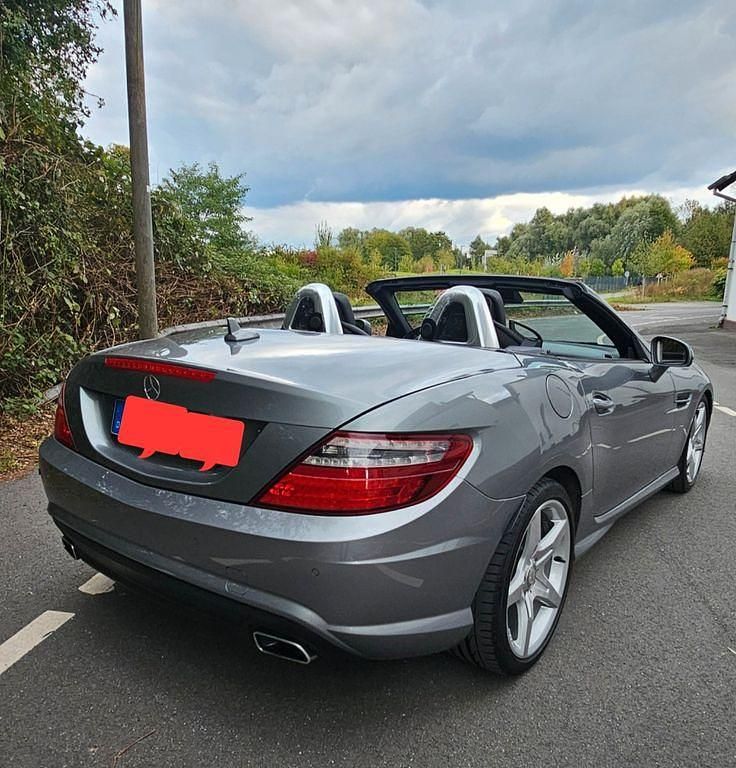 Gebraucht Mercedes SLK200 AMG 184 PS (135 kW) 2013 Grau Cabrio