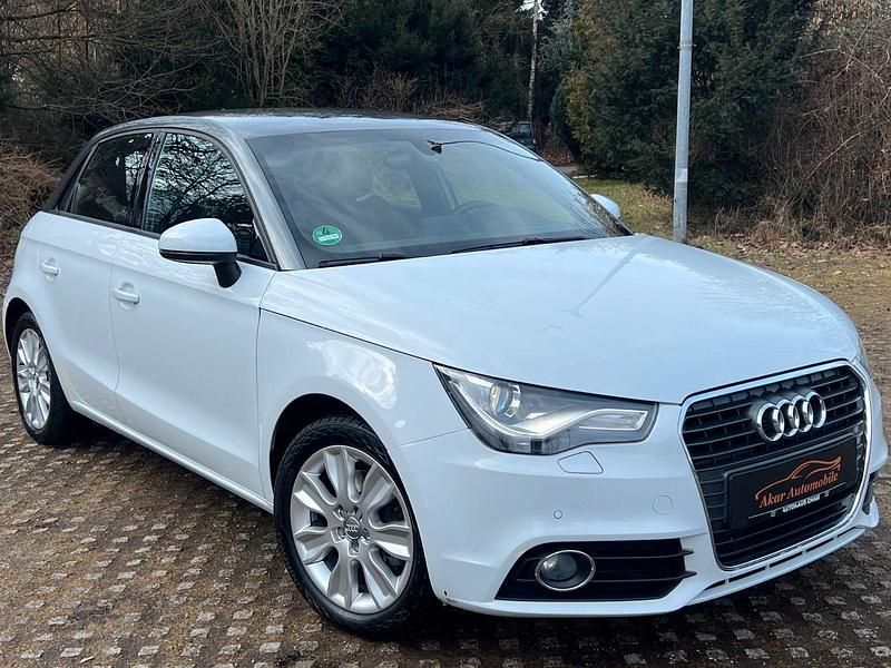 Gebraucht Audi A1 Sportback Ambition 105 PS (77 kW) 2012 Weiß Kleinwagen