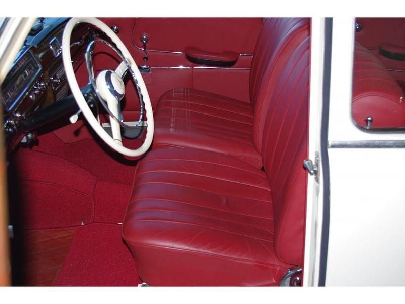 Gebraucht Mercedes 220 106 PS (77 kW) 1958 Weiß Limousine