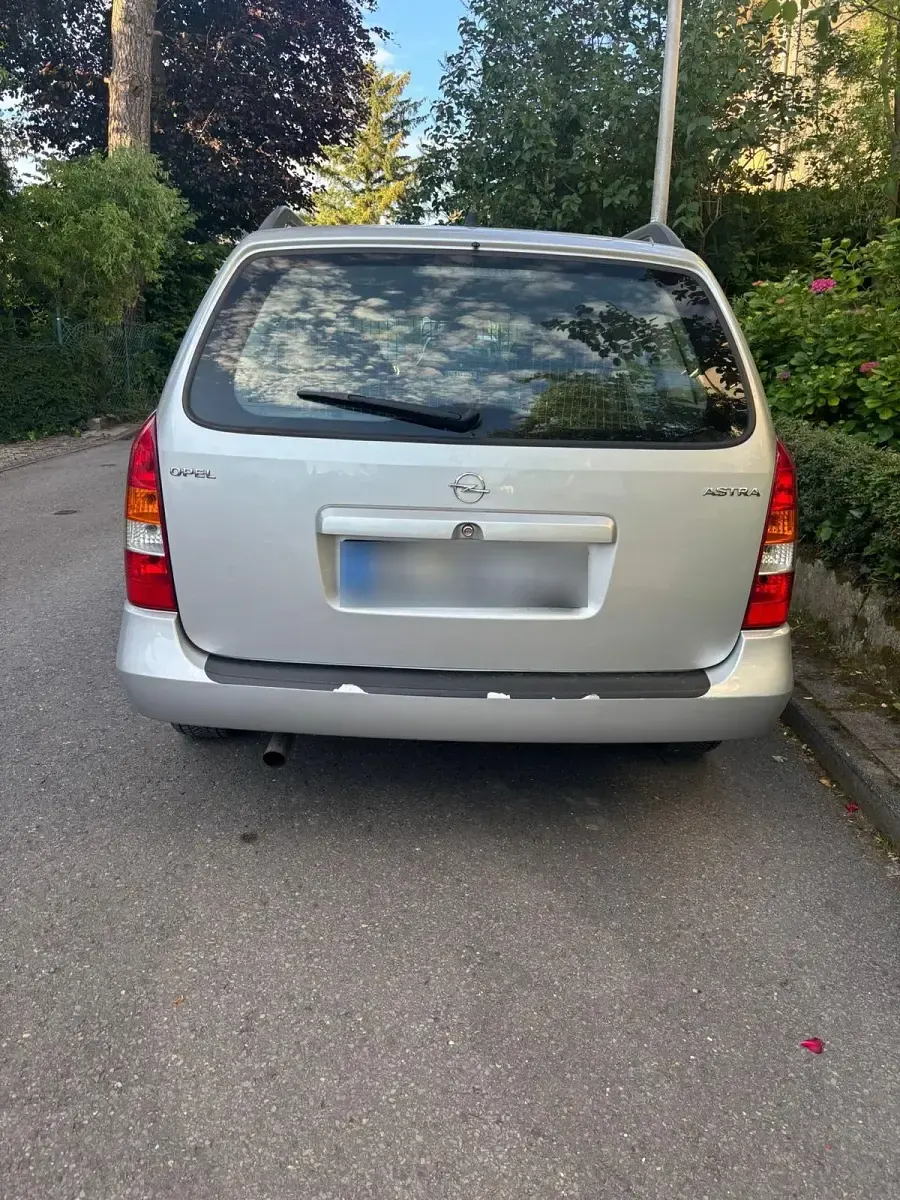 Gebraucht Opel Astra 100 PS (73 kW) 2001 Silber Kombi