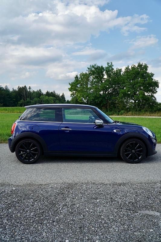 Gebraucht Mini Cooper 136 PS (100 kW) 2015 Blau Kleinwagen