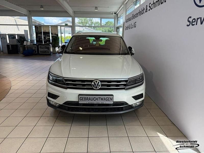 Weiß Gebraucht 2016 VW Tiguan Highline SUV | 20.990 € (Fairer Preis) - Bild 1/4