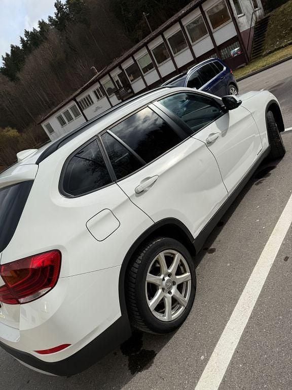 Gebraucht BMW X1 143 PS (105 kW) 2014 Weiß SUV