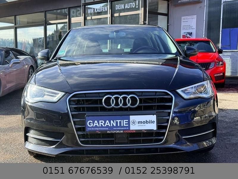 Gebraucht Audi A3 Attraction 122 PS (89 kW) 2014 Schwarz Limousine