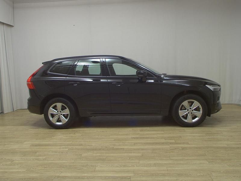 Schwarz Gebraucht 2022 Volvo XC60 Momentum SUV | 18.450 € - Bild 1/4