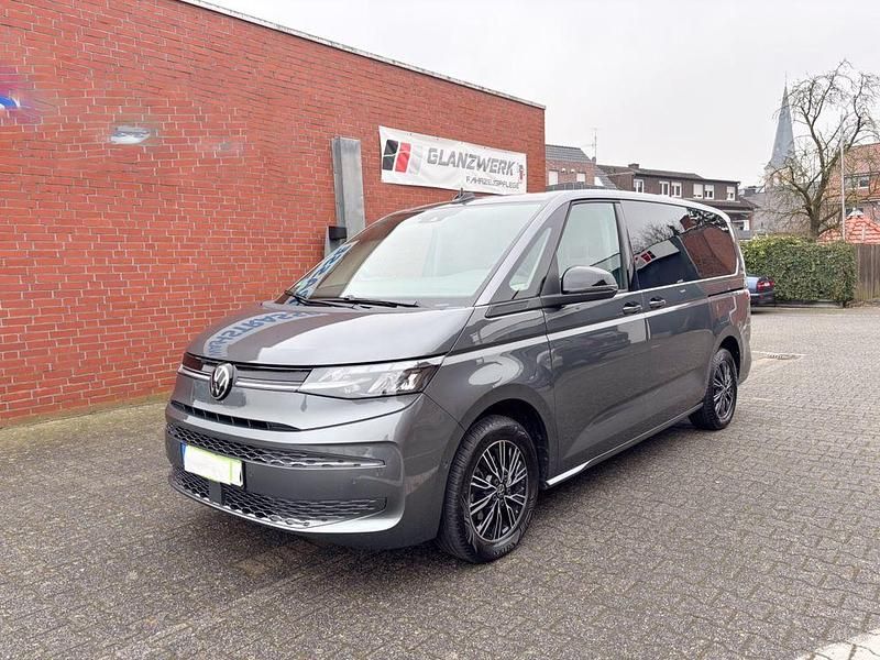 Gebraucht VW Multivan Goal 150 PS (110 kW) 2024 Indiumgrau metallic Van