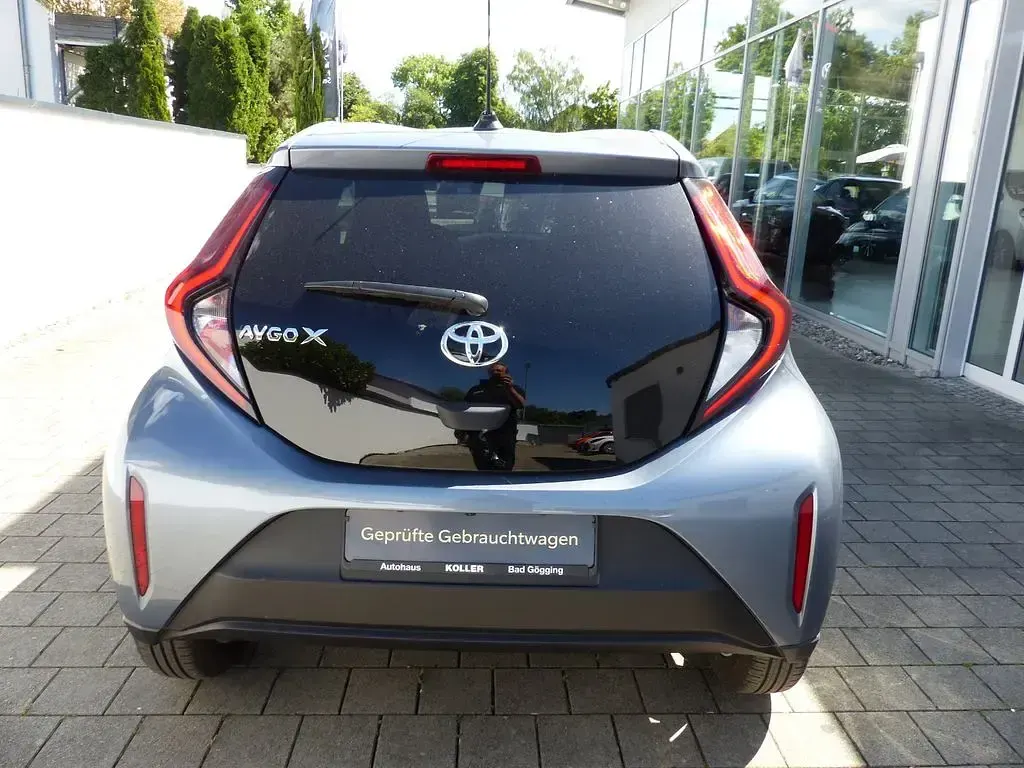 Gebraucht Toyota Aygo X 72 PS (52 kW) 2025 Blau SUV