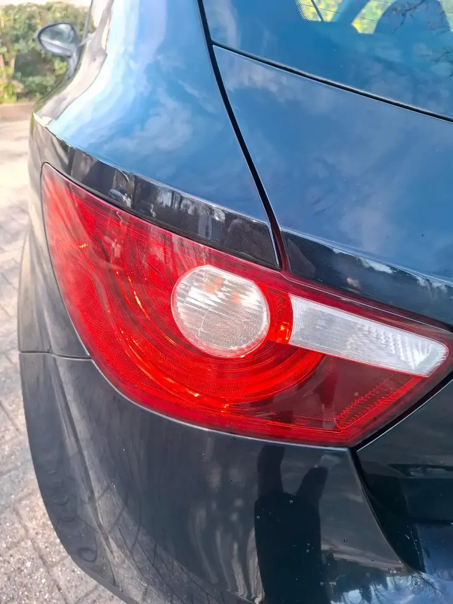 Gebraucht Seat Ibiza 75 PS (55 kW) 2012 Schwarz Kleinwagen