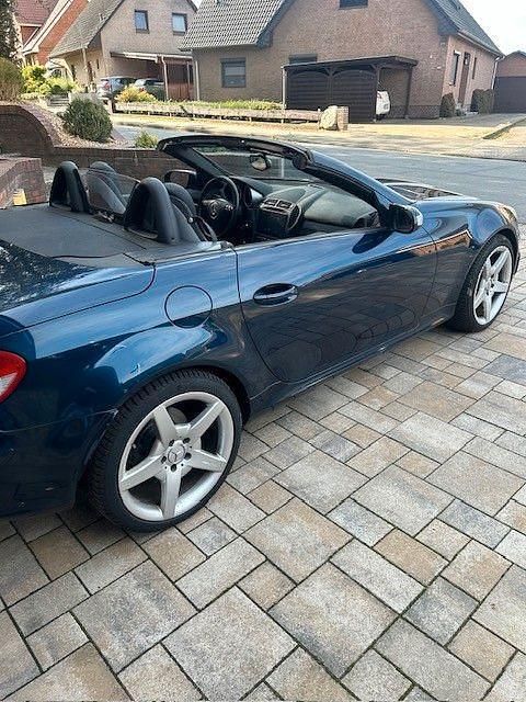 Blau Gebraucht 2005 Mercedes SLK280 Cabrio | 13.500 € (Teuer) - Bild 1/3