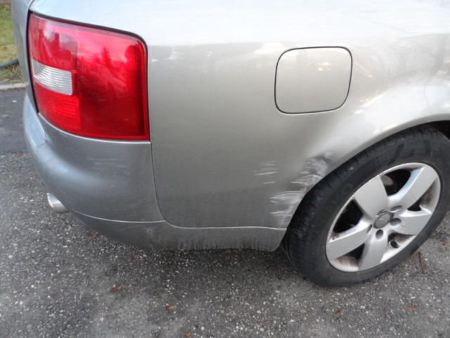 Gebraucht Audi A6 Sport 220 PS (161 kW) 2004 Grau metallic Kombi