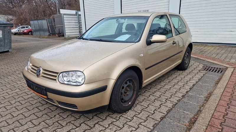Gebraucht VW Golf IV 75 PS (55 kW) 2002 Gold Limousine