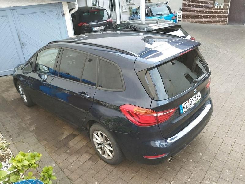 Gebraucht BMW 216 116 PS (85 kW) 2016 Blau Van / Kleinbus