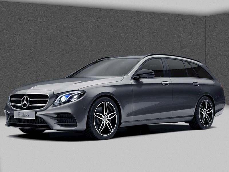 Grau Gebraucht 2017 Mercedes E250 AMG Kombi | 26.000 € (Fairer Preis) - Bild 1/4