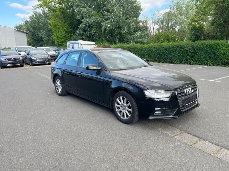 Schwarz Gebraucht 2015 Audi A4 Attraction Kombi | 9.800 € (Superpreis) - Bild 1/4