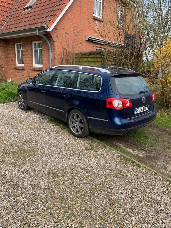 Blau Gebraucht 2007 VW Passat Kombi | 3.000 € (Guter Preis) - Bild 1/4