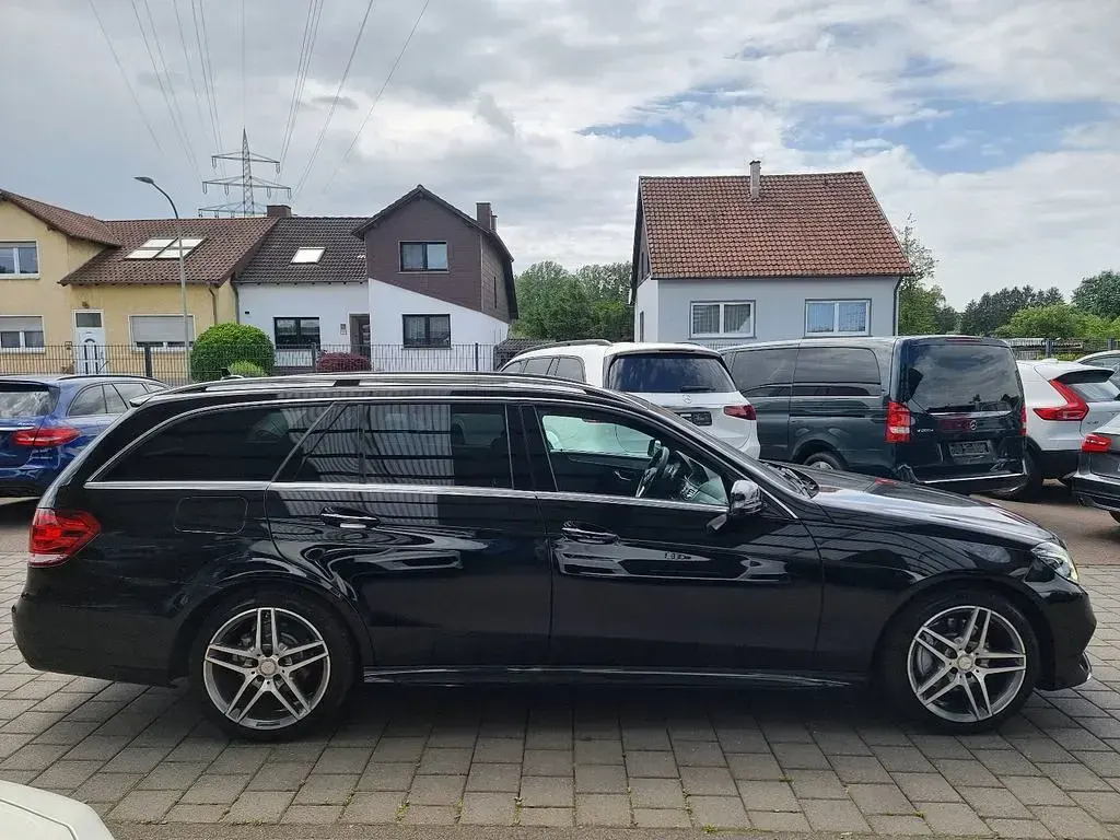 Gebraucht Mercedes E250 AMG 204 PS (150 kW) 2015 Schwarz Limousine