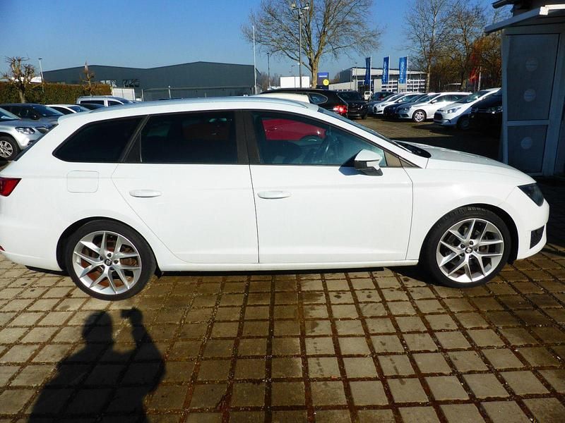 Gebraucht Seat Leon ST FR 179 PS (131 kW) 2014 Weiß Kombi
