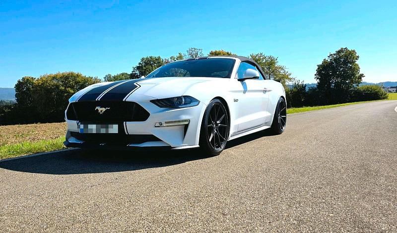 Gebraucht Ford Mustang GT 450 PS (330 kW) 2018 Weiß Cabrio