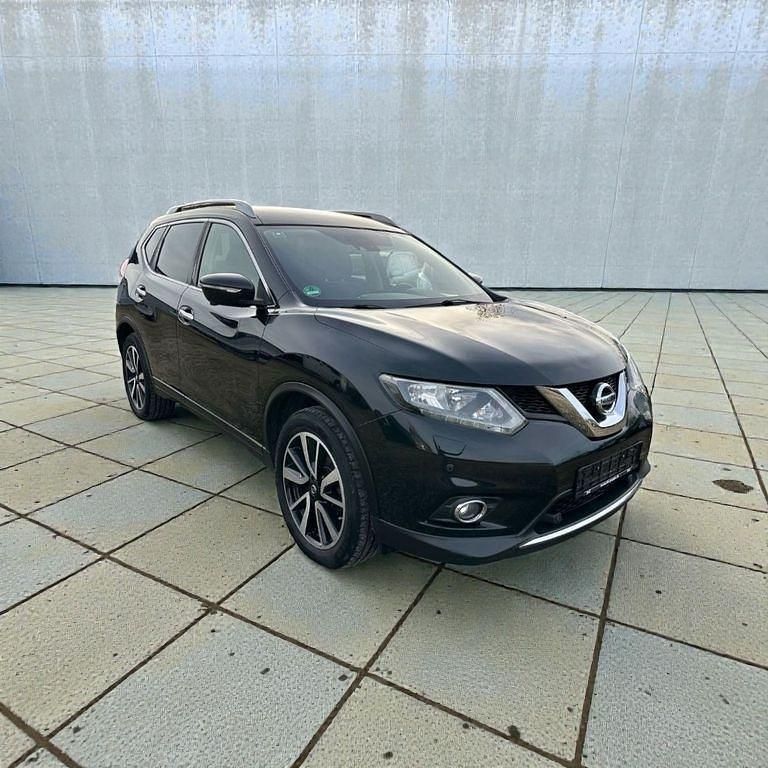 Gebraucht Nissan X-Trail Acenta 131 PS (96 kW) 2016 Black pearl (m) SUV