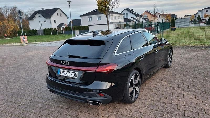 Gebraucht Audi A5 Ambiente 150 PS (110 kW) 2025 Schwarz Kombi