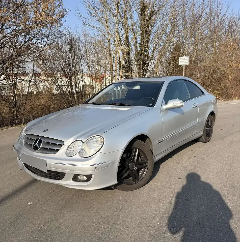 Gebraucht Mercedes CLK220 150 PS (110 kW) 2007 Grau Coupé