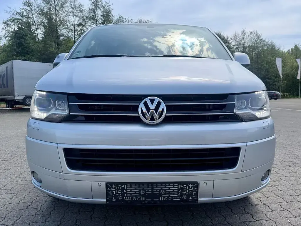 Gebraucht VW Multivan Comfortline 179 PS (131 kW) 2015 Silber Van / Kleinbus