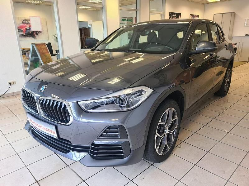 Grau Gebraucht 2021 BMW X2 Performance SUV | 23.650 € (Guter Preis) - Bild 1/4