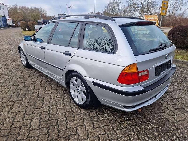 Gebraucht BMW 316 116 PS (85 kW) 2003 Silber Kombi