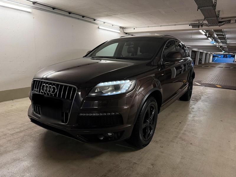 Braun Gebraucht 2010 Audi Q7 S-line plus SUV | 11.900 € (Superpreis) - Bild 1/4