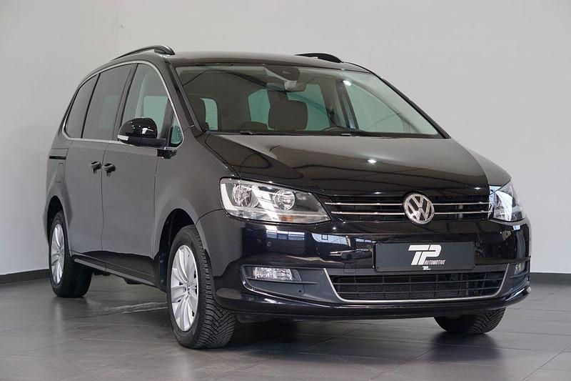 Gebraucht VW Sharan Comfortline 150 PS (110 kW) 2019 Schwarz Van / Kleinbus