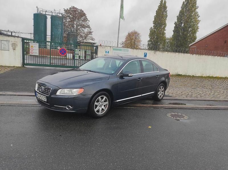 Gebraucht 2010 Volvo S80 Momentum Limousine | 6.777 € (Guter Preis) - Bild 1/4