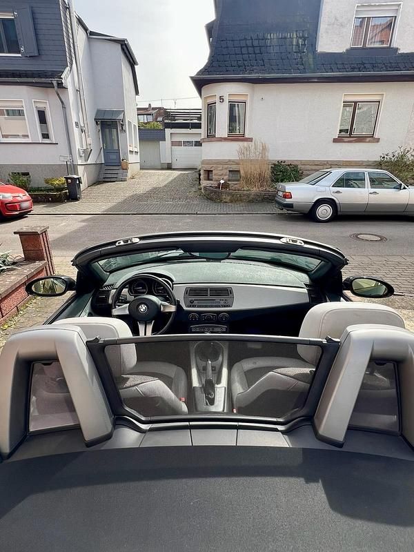 Gebraucht BMW Z4 192 PS (141 kW) 2003 Schwarz Cabrio