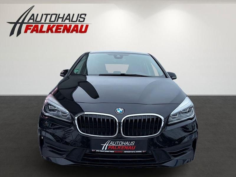 Gebraucht BMW 218 Advantage 140 PS (102 kW) 2018 Schwarz Kombi